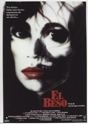 POSTAL A6110: El beso