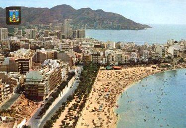POSTAL PV09563: Playa de Poniente y vista parcial de Benidorm