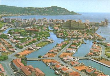 POSTAL PV09529: Vista aerea de Santa Margarita en Roses, Costa Brava