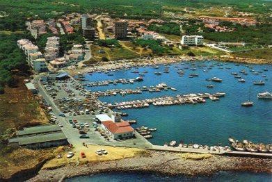 POSTAL PV09298: La Clota y Puerto de La Escala, Costa Brava