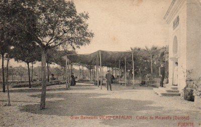 POSTAL PV09827: Fuente Gran Balneario Vichy Catalan, Caldas de Malavella