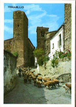POSTAL PV10216: Arco de Santiago y Palacio Chaves en Trujillo, Caceres