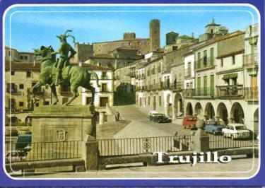 POSTAL PV10215: Plaza Mayor y Monumento a Pizarro en Trujillo, Caceres
