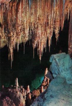 POSTAL PV10139: Cuevas del Drach en Mallorca. Manton chinesco