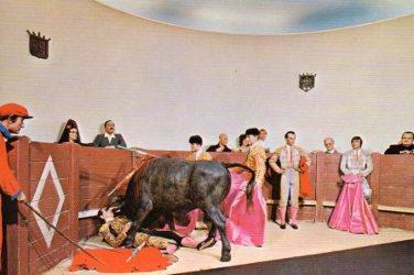 POSTAL PV10179: Corrida de toros, Museo de Cera de Madrid
