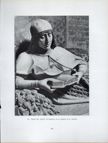 LAMINA V41023: Figura del doncel de Siguenza en su sepulcro