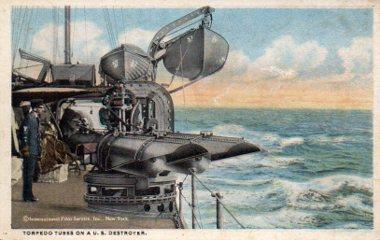 POSTAL PV10766: Torpedo tubes on a U. S. Destroyer