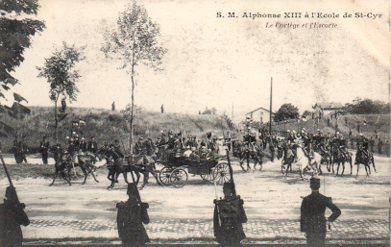 POSTAL PV10819: Alphonse XIII a l'Ecole de St-Cyf