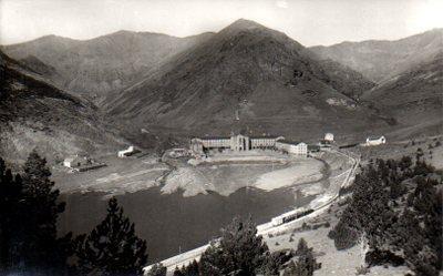 POSTAL PV11024: Nuria vista del Santuario desde el Via Crucis