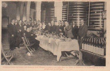 POSTAL PV10740: Almuerzo en honor al General J. M. Gomez por Sres. Domecq en Bodega de la Luz