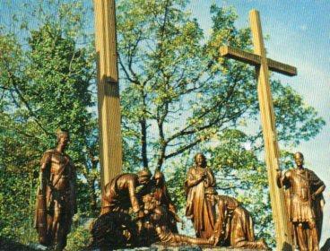 POSTAL PV10438: Calvaire de Lourdes. XIII Station