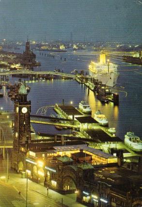 POSTAL PV11553: St. Paul Landing Stage, Hamburg