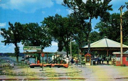 POSTAL PV11225: The New Rollo Coaster, Lake Okoboji, Iowa