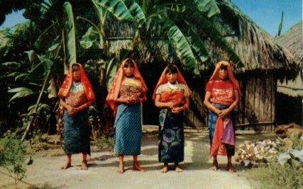 POSTAL PV11251: Indias de San Blas, Panama