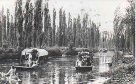 POSTAL PV11099: Canal en Xochimilco, Mexico