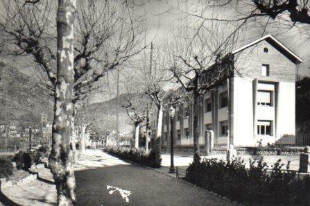 POSTAL PV11305: Colegio Nazaret en Ribas de Fresser