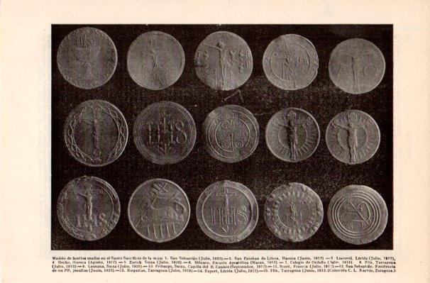 LAMINA V41914: Modelos de hostias usadas en el Santo Sacrificio de la misa