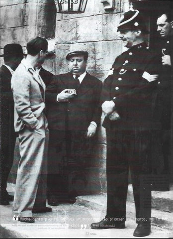 LAMINA 37274: Hitchcock con policias