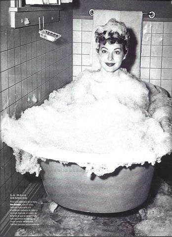 LAMINA 37215: Ava Gardner en la bañera