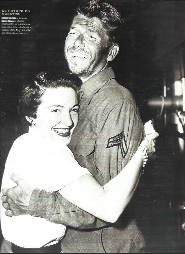 LAMINA 37233: Ronald Reagan con Nancy Davis