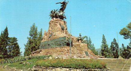 POSTAL PV12195: Cerro de la Gloria, Mendoza. Argentina