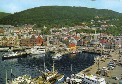 POSTAL PV11998: Bergen. Vagen med torget