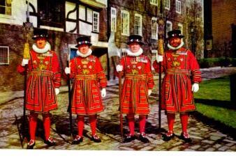 POSTAL PV12098: Yeoman Warders at the Tower of London