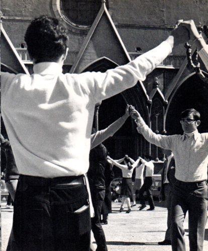 LAMINA V45460: Sardanes a Terrassa