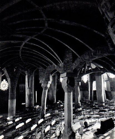 LAMINA V45481: Interior esglesia de la Colonia Guell