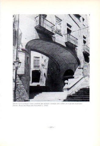 LAMINA V45220: Portal del Palau del Vescomtat, Girona