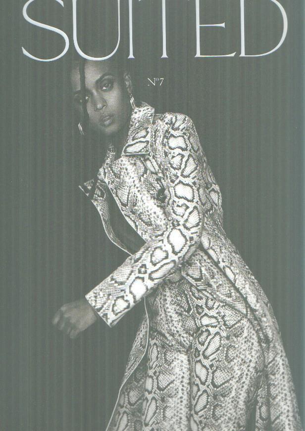 SUITED numero 7: catalogo diseño + poster suelto de KELELA