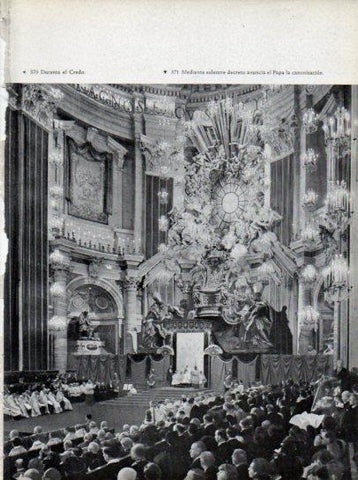 LAMINA V45758: Pio XII en acto decreta la canonizacion, Templo de San Pedro