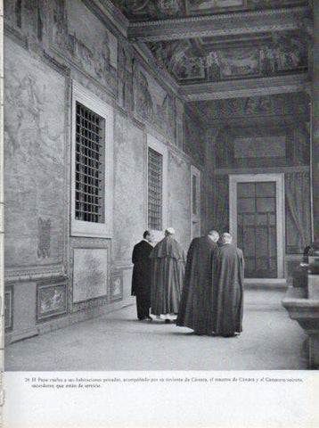 LAMINA V45618: Pio XII, maestre de Camara y Camarero secreto