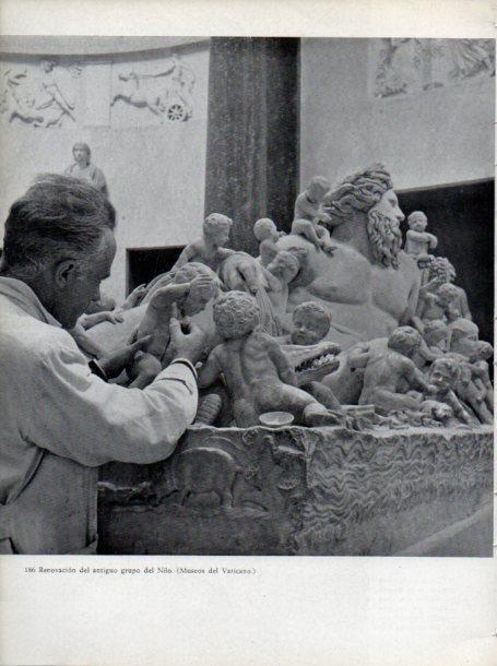 LAMINA V45685: Renovacion del grupo del Nilo en Museos del Vaticano
