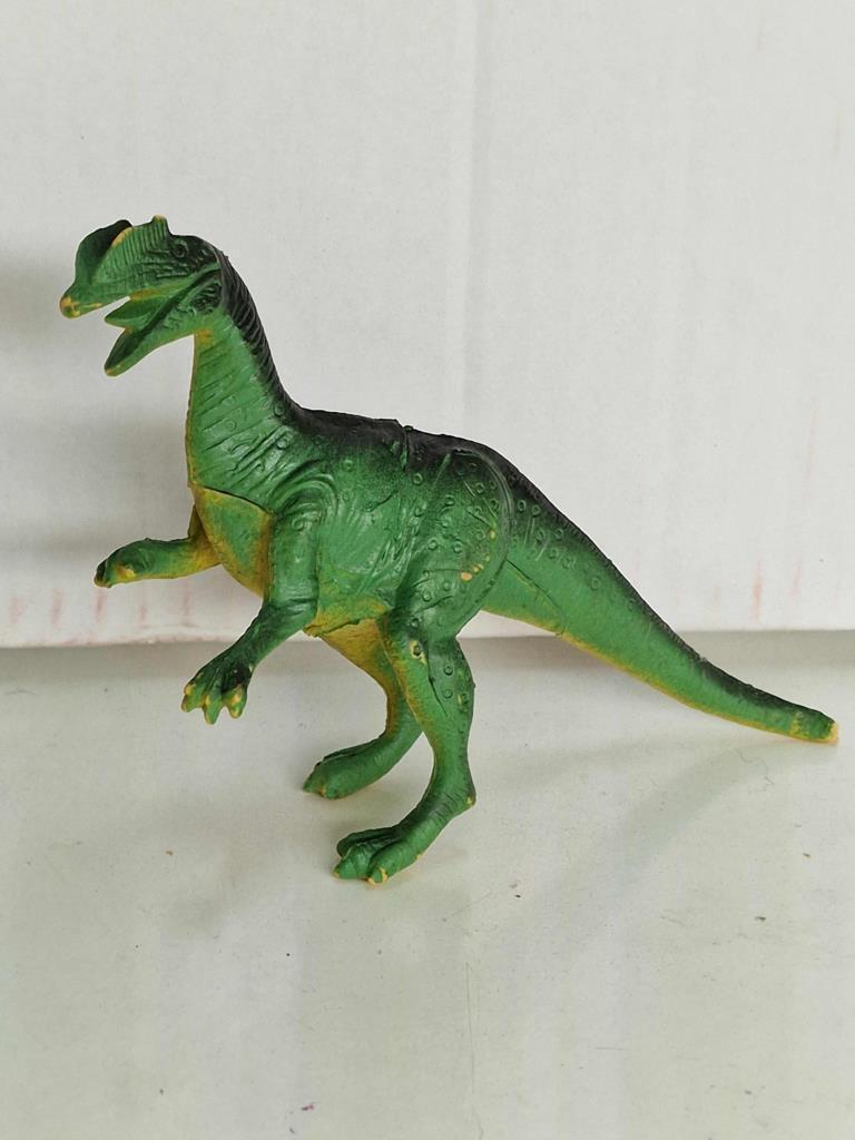 Figura PVC: Dinosaurio Dilophosarus 11 cm de alto