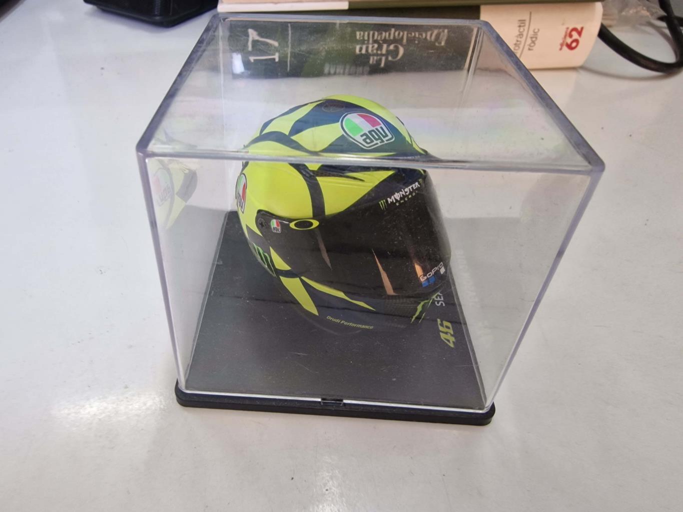 Replica Casco de Valentino Rossi num 46 Season/Temporada 2018