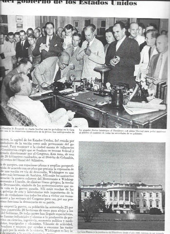 LAMINA 38434: Roosevelt con periodistas en la Casa Blanca