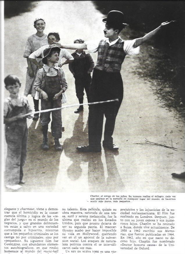 LAMINA 38234: Charles Chaplin con niños