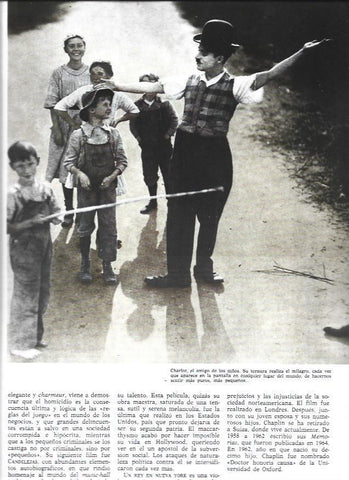 LAMINA 38234: Charles Chaplin con niños