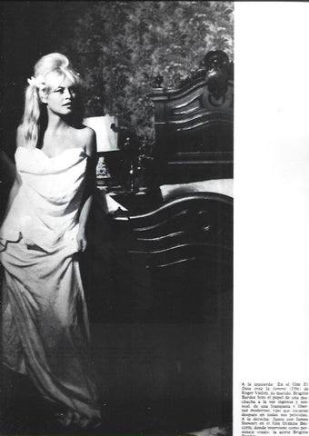 LAMINA 38346: Brigitte Bardot en Et Dieu crea la femme