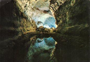 POSTAL PV12645: Cueva de los Verdes, Lanzarote