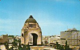 POSTAL PV12293: Monumento a la Revolucion en Mexico D.F.