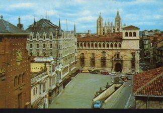 POSTAL PV12492: Plaza de San Marcelo en Leon