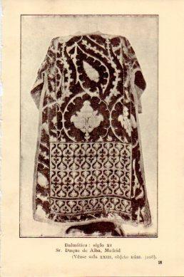 LAMINA V48773: Dalmatica siglo XV. Sr. Duque de Alba Madrid