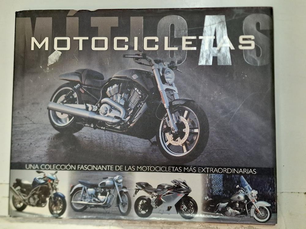 Parragon: Motocicletas Míticas. Una colección fascinante de las motocicletas más extraordinarias. Más de 125 fotografías en color