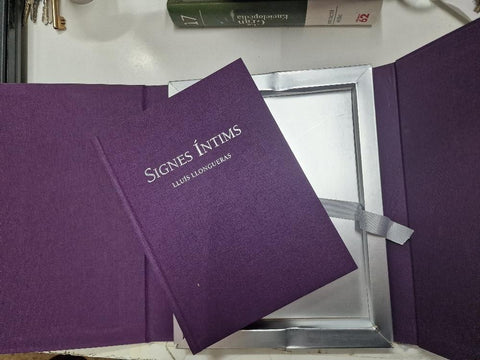 Signes Íntims. Llibre de poesies escrites per Lluís Llongueres (amb dibuixos de l'autor). Edición numerada y firmada por el autor