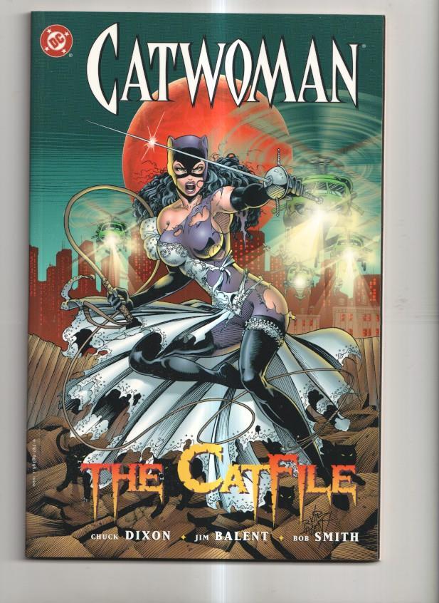 DC Comics: Catwoman: The Catfile
