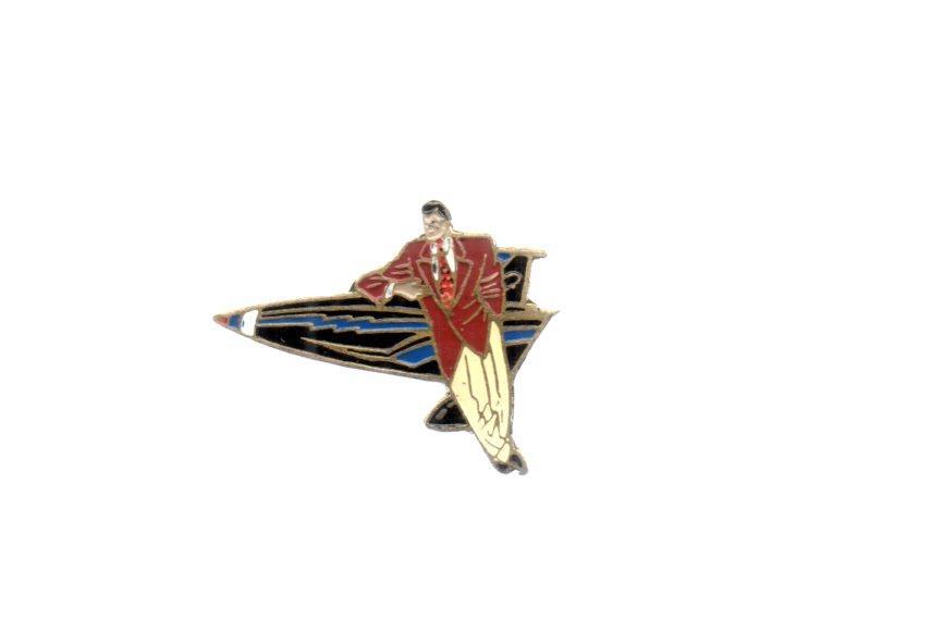 V49168: Pin metalico de Roco Vargas de Daniel Torres. Norma Comics