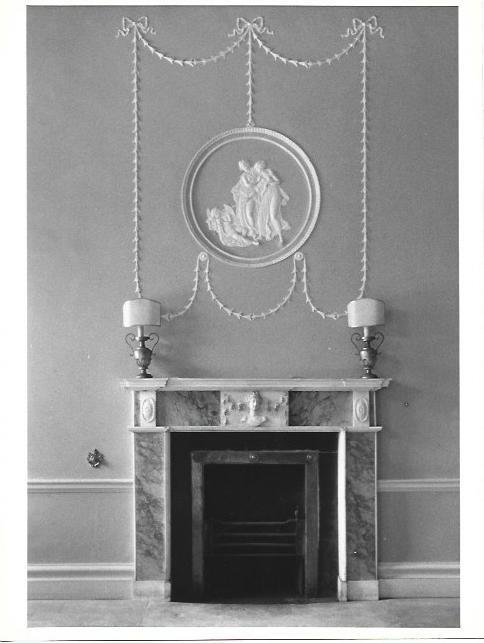 VARIOS 6795: Chimenea de Lucan House