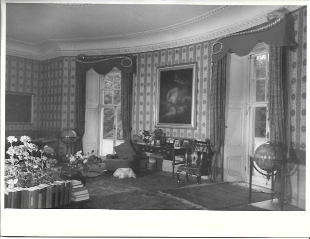 VARIOS 6813: Sala en Lucan House